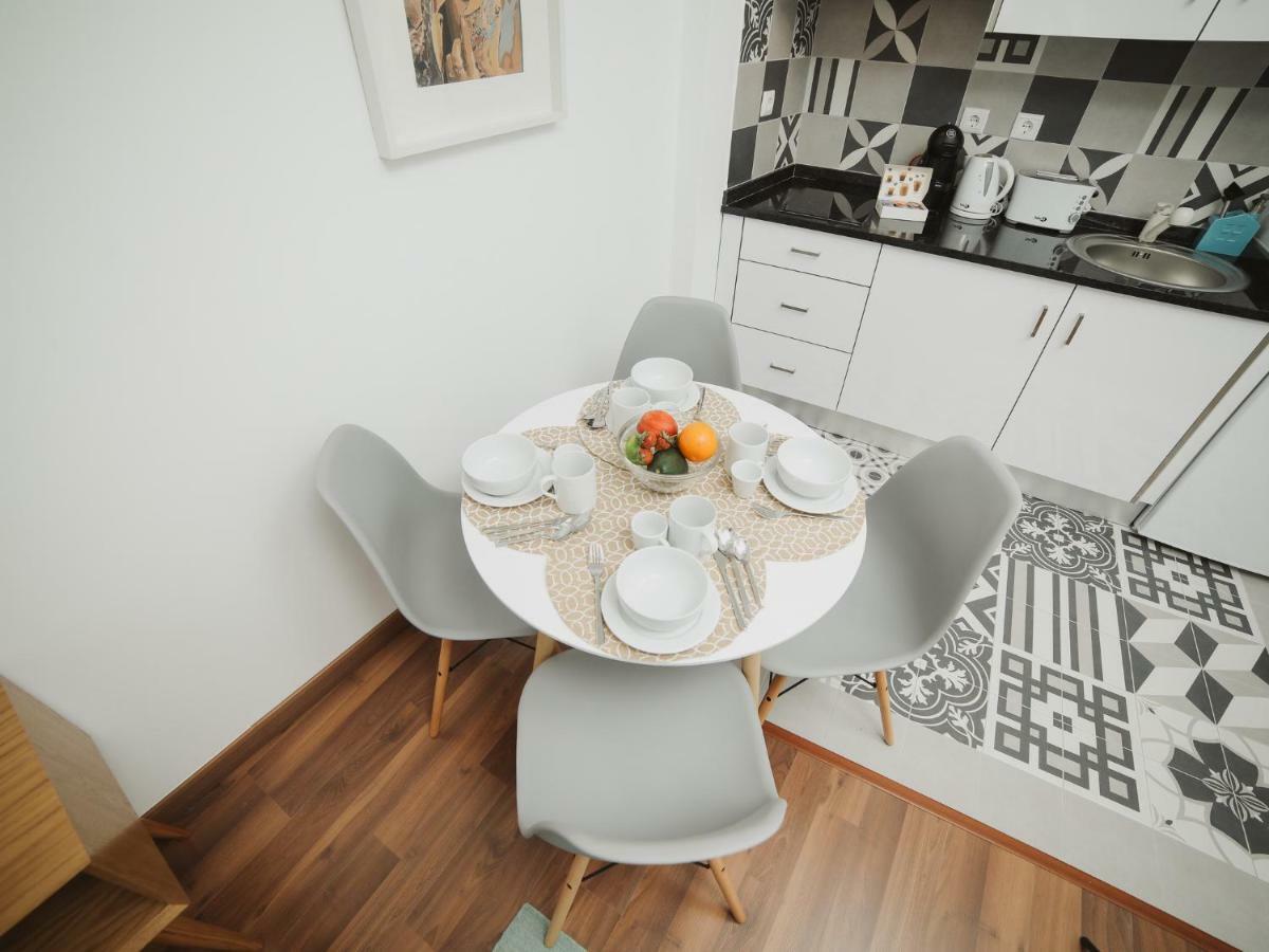 Guestready - Cyan Heaven Downtown Apt Porto Exterior photo