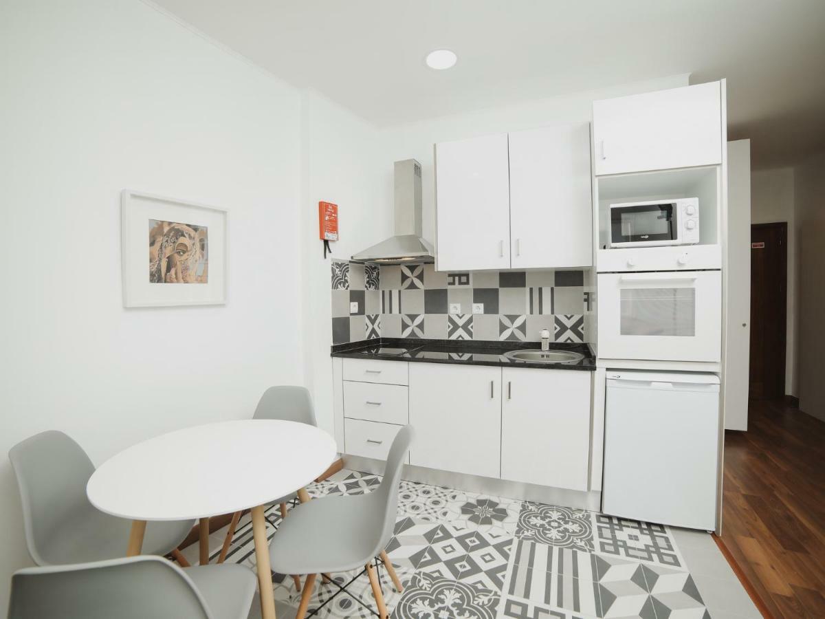 Guestready - Cyan Heaven Downtown Apt Porto Exterior photo