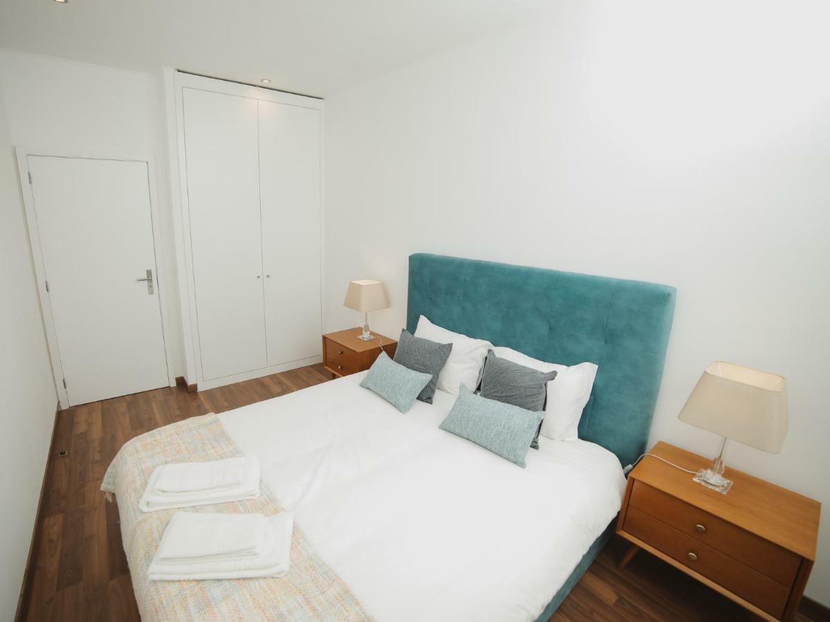 Guestready - Cyan Heaven Downtown Apt Porto Exterior photo